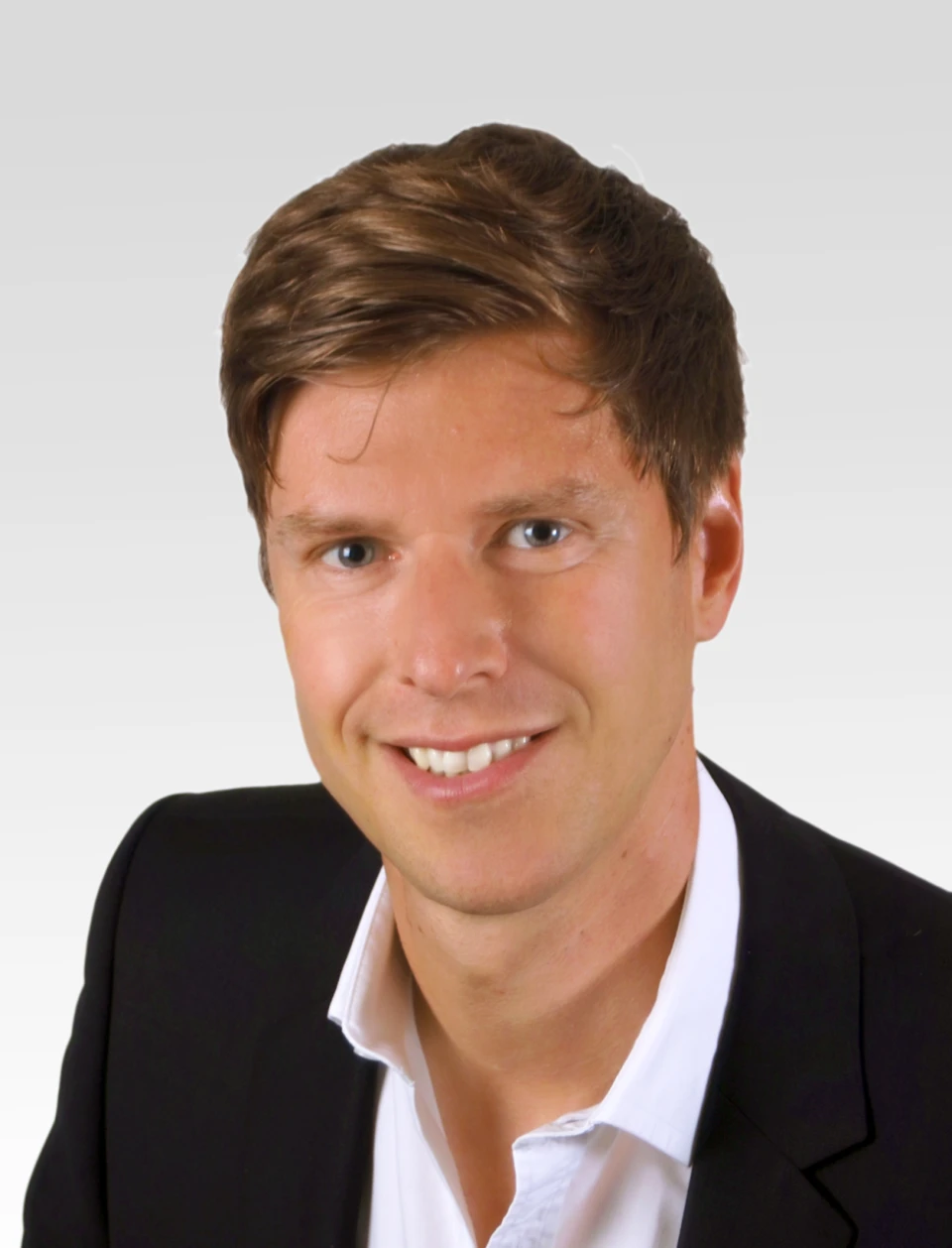 Torsten_Bastian_-__Director_Production___IT_Zeitverlag-ac8482c2b11dc38f.jpeg
